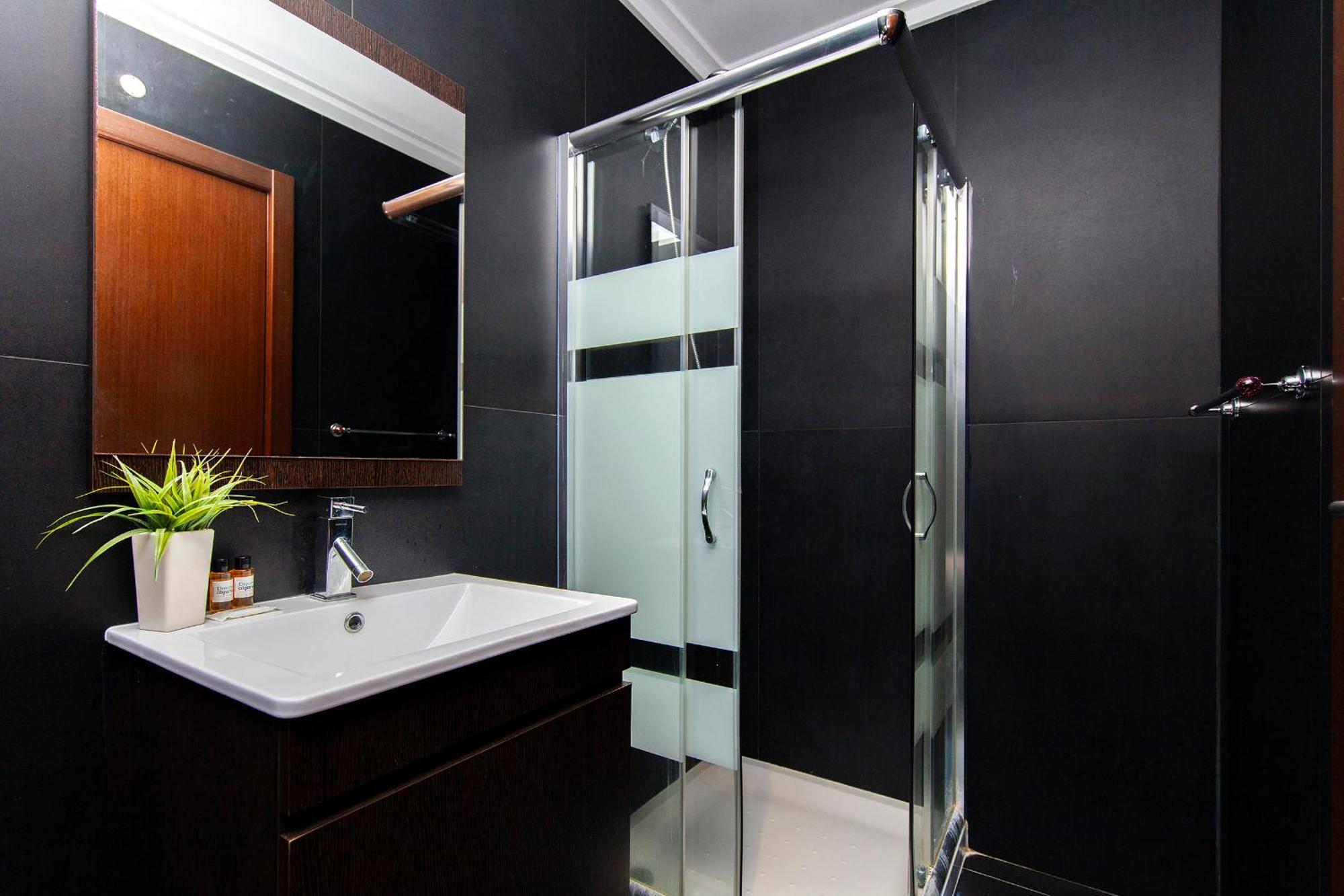 B04 - Luxury 2 Bed W Terrace Pool Apartment Lagos Exterior photo