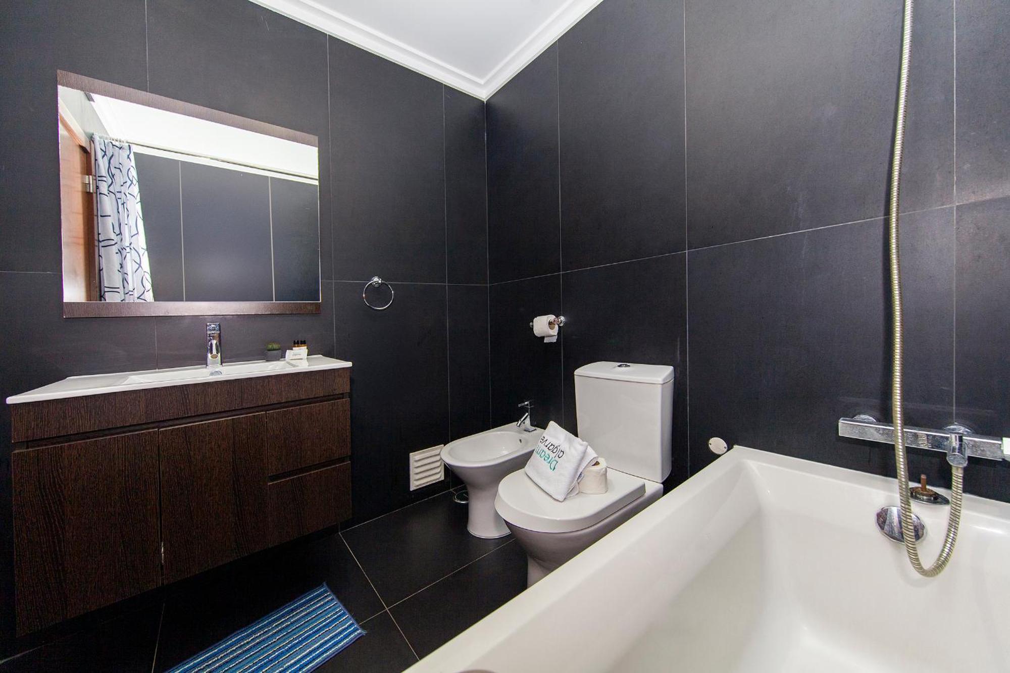 B04 - Luxury 2 Bed W Terrace Pool Apartment Lagos Exterior photo