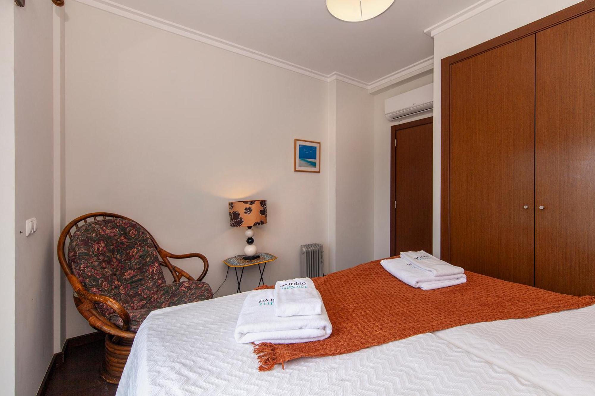 B04 - Luxury 2 Bed W Terrace Pool Apartment Lagos Exterior photo