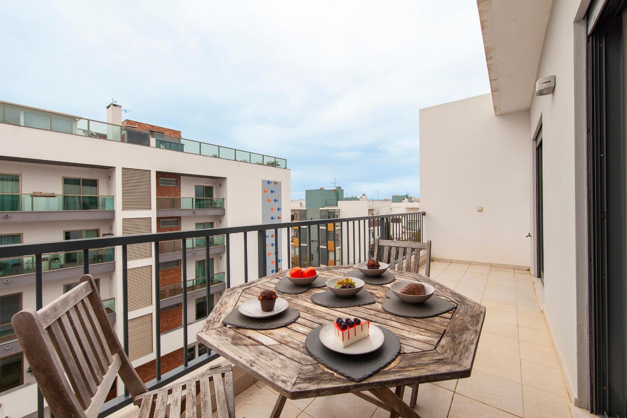 B04 - Luxury 2 Bed W Terrace Pool Apartment Lagos Exterior photo